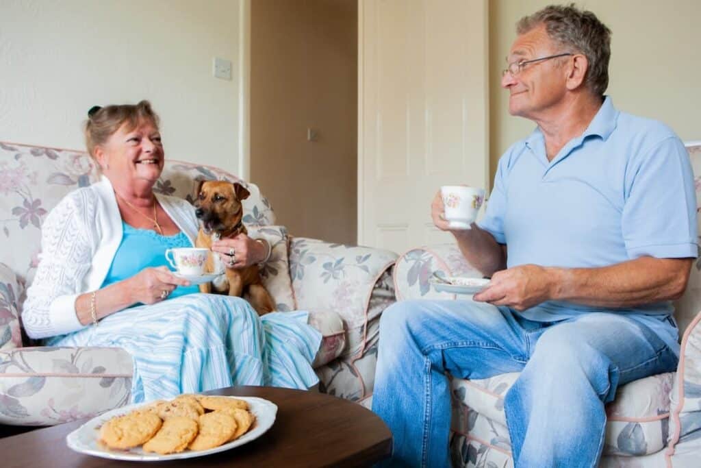 Williamsburg Landing | Seniors And Their Pets At Assisted Living