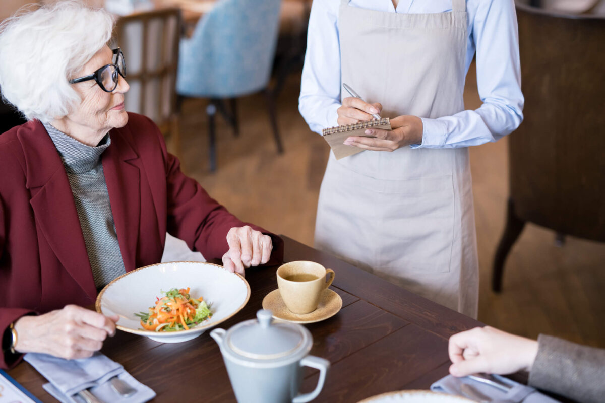 A Look at the Care Options in Senior Living Communities